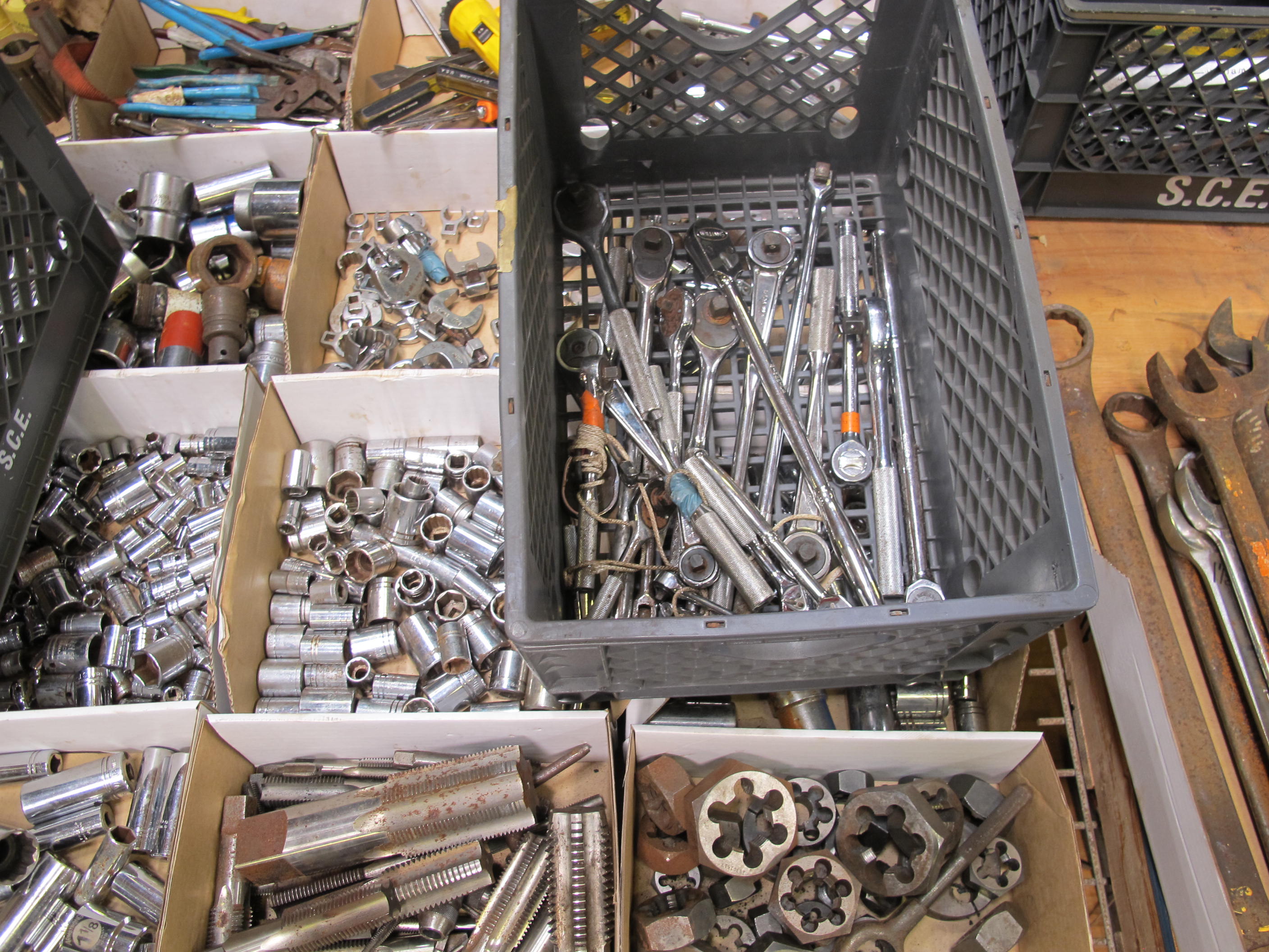 (16 BOXES, 2 CRATES) MISC. SOCKETS, IMPACT SOCKETS, BREAKER BARS, RATCHETS, PULL SAW BLADES, REAMER BIT, TAP AND DYE TOOLING. LOADING & HANDLING FEE $15-4017